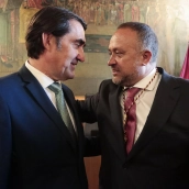 Suarez Quiñones y Álvarez Courel tras el pleno formación de la nueva Diputación de León