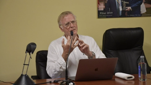 El productor Peter Beale visita San Facundo