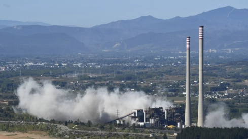 Voladura de las torres de Compostilla (1)