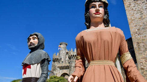 El desfile de gigantes y cabezudos de este 2023 El desfile de gigantes y cabezudos de este 2023