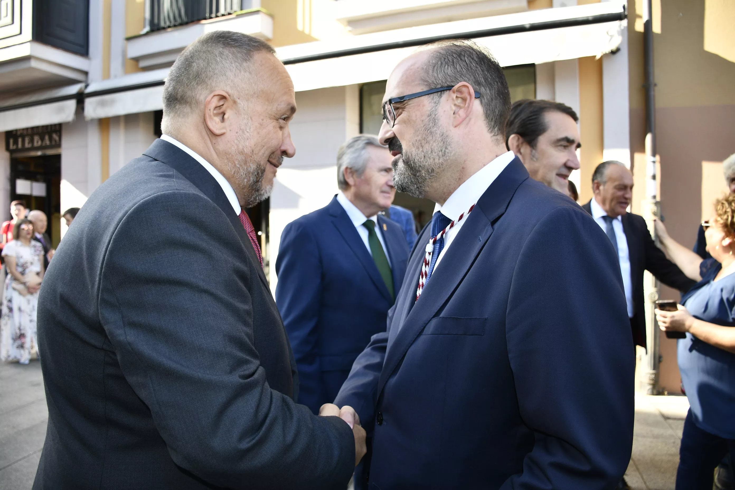 Acto institucional en el Día del Bierzo