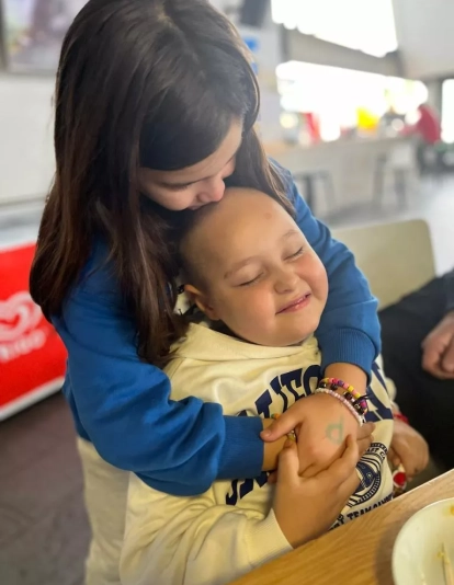 Adrián (4) Adrián (4)