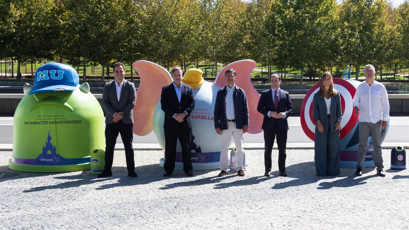 Iglús tematizados por Disneyland Paris en Ponferrada (1) Iglús tematizados por Disneyland Paris en Ponferrada (1)