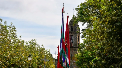  Tradicional procesión y comitiva de autoridades en el día del Cristín de Bembibre  (25)