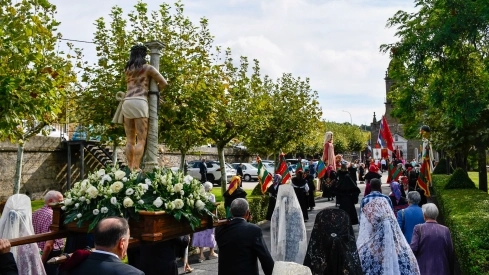  Tradicional procesión y comitiva de autoridades en el día del Cristín de Bembibre  (27)