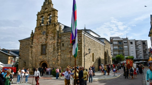  Tradicional procesión y comitiva de autoridades en el día del Cristín de Bembibre  (32)