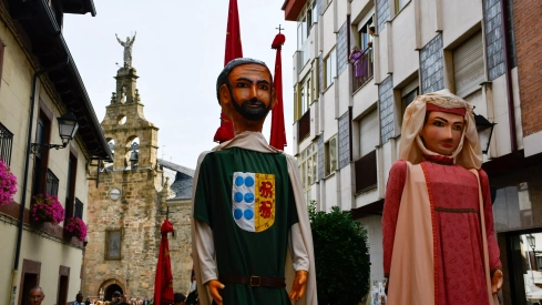  Tradicional procesión y comitiva de autoridades en el día del Cristín de Bembibre  (35)