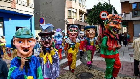  Tradicional procesión y comitiva de autoridades en el día del Cristín de Bembibre  (36)