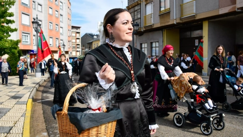 Tradicional procesión y comitiva de autoridades en el día del Cristín de Bembibre  (48)