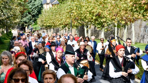  Tradicional procesión y comitiva de autoridades en el día del Cristín de Bembibre  (67)