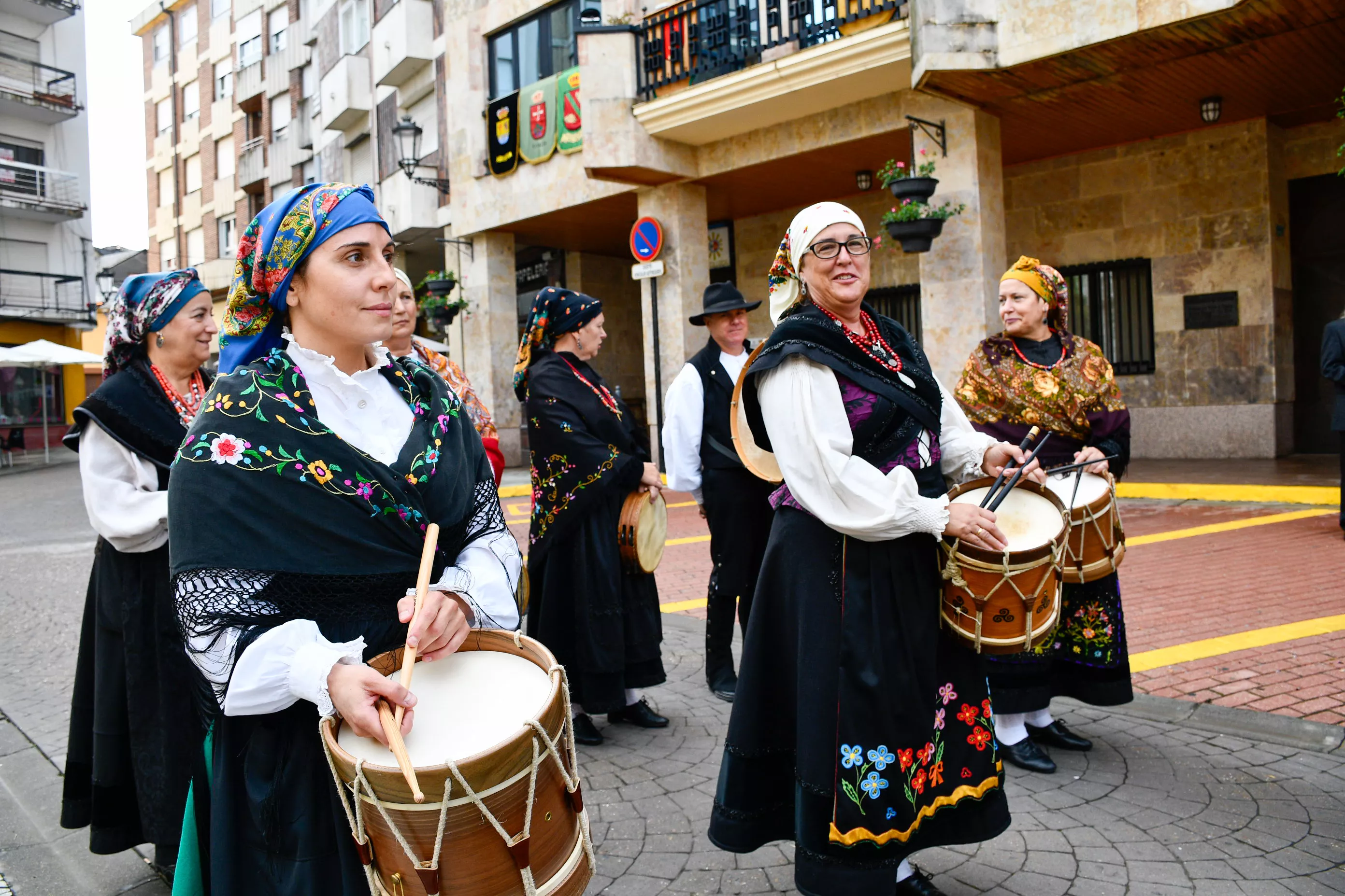  Tradicional procesión y comitiva de autoridades en el día del Cristín de Bembibre  (78)