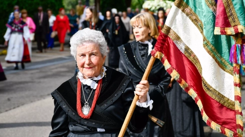  Tradicional procesión y comitiva de autoridades en el día del Cristín de Bembibre  (92)