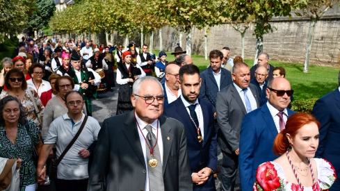  Tradicional procesión y comitiva de autoridades en el día del Cristín de Bembibre  (97)