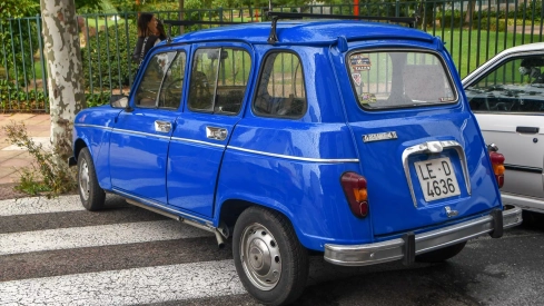 III Concentración de coches clásicos en Bembibre