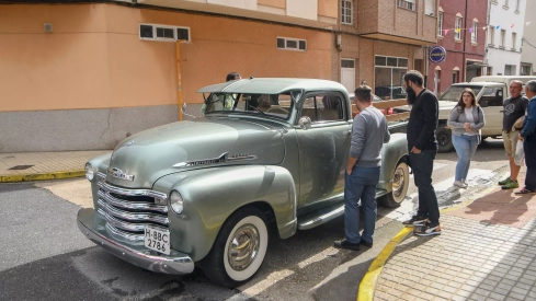 III Concentración de coches clásicos en Bembibre