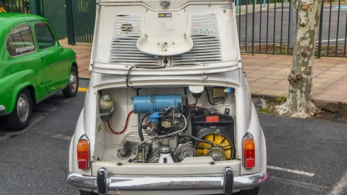 III Concentración de coches clásicos en Bembibre