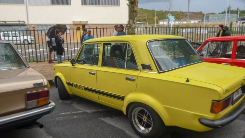 III Concentración de coches clásicos en Bembibre