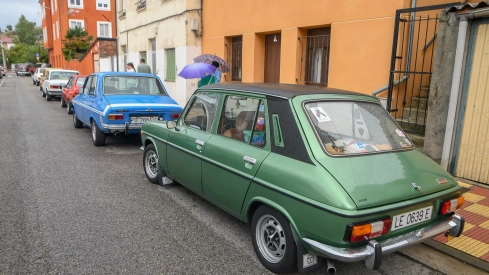 III Concentración de coches clásicos en Bembibre