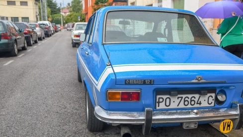III Concentración de coches clásicos en Bembibre