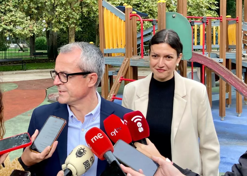 Mejora en parques infantiles de Ponferrada (1) Mejora en parques infantiles de Ponferrada (1)