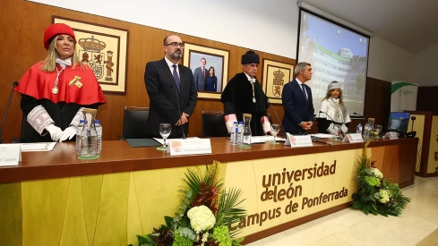 El Campus de Ponferrada da comienzo a un nuevo curso con una policlínica para dar servicio a las titulaciones relacionadas con la salud