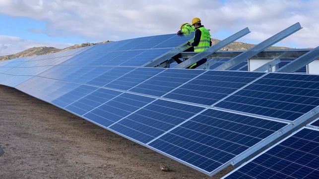 La Junta destina 23,8 millones de euros a la instalación de una planta fotovoltaica en el alfoz de León