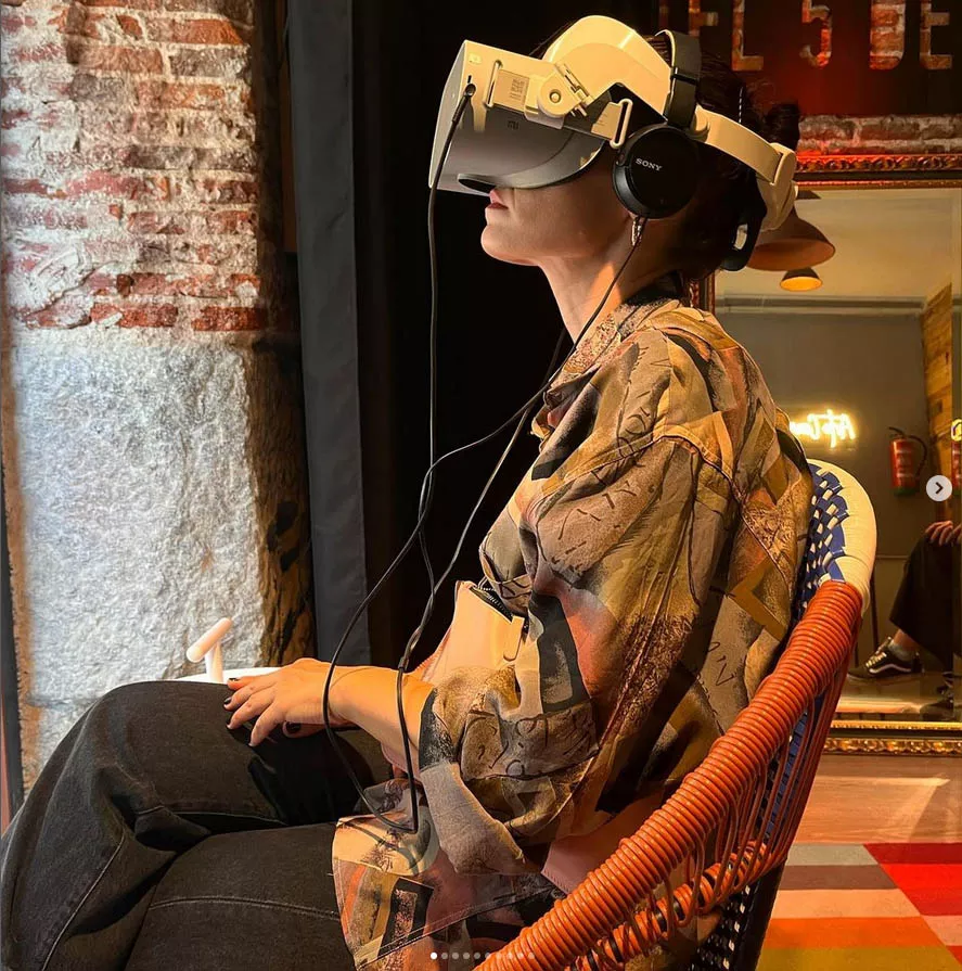 Proyecto de gafas de realidad virtual contra la LGTBIFOBIA.