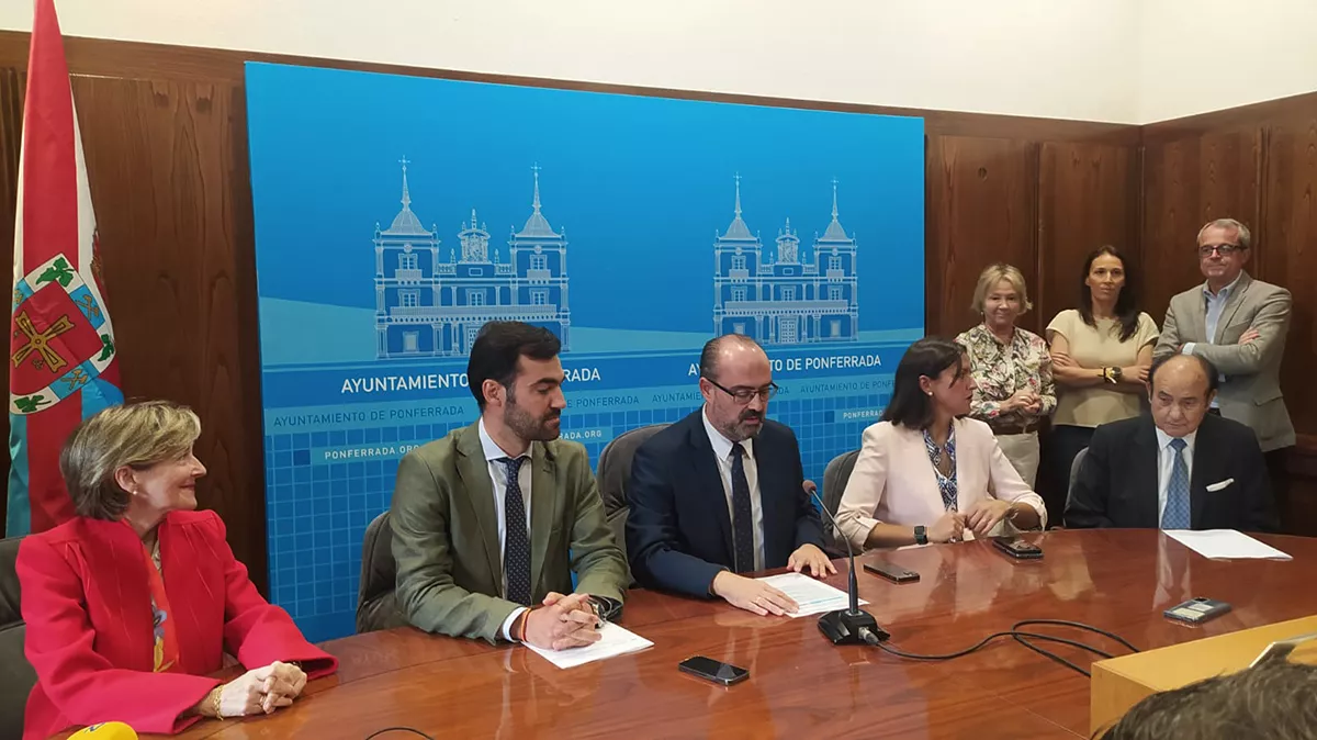 El PP de Ponferrada y León aseguran que "si Pedro Sánchez sigue siendo presidente, la provincia lo va a pagar"
