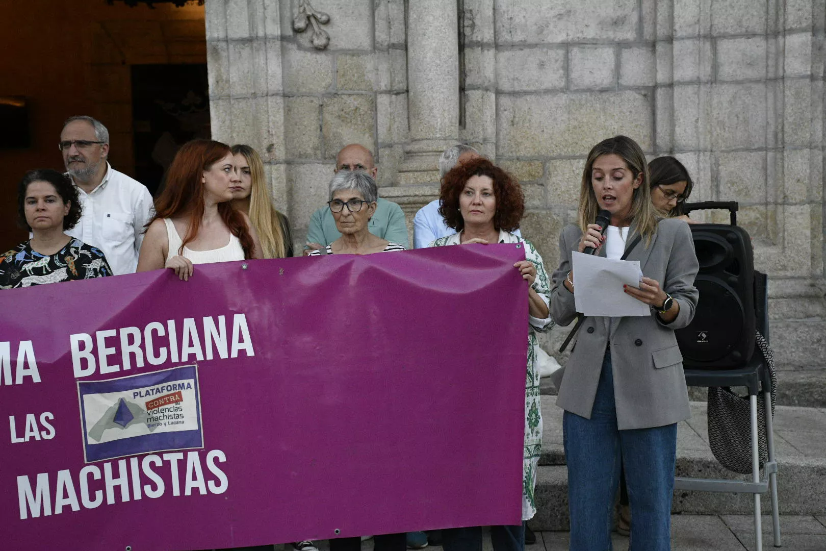 Manifestación aborto seguro en Ponferrada (7) copia