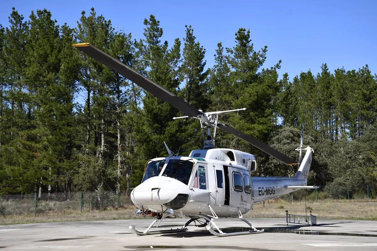 Helicóptero utilizado en uno de los incendios intencionados de este domingo