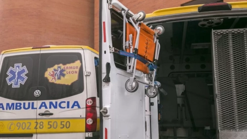 Trasladado al Hospital del Bierzo un hombre desaparecido en Bembibre tras caer en una cuneta