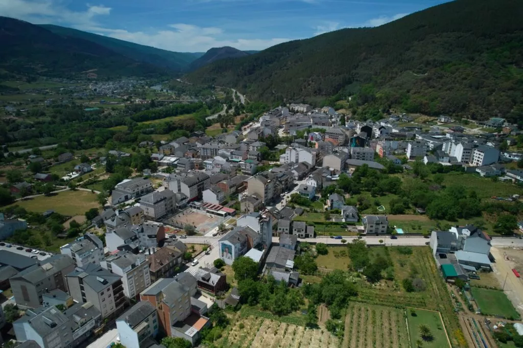 Detenidas cuatro personas de un