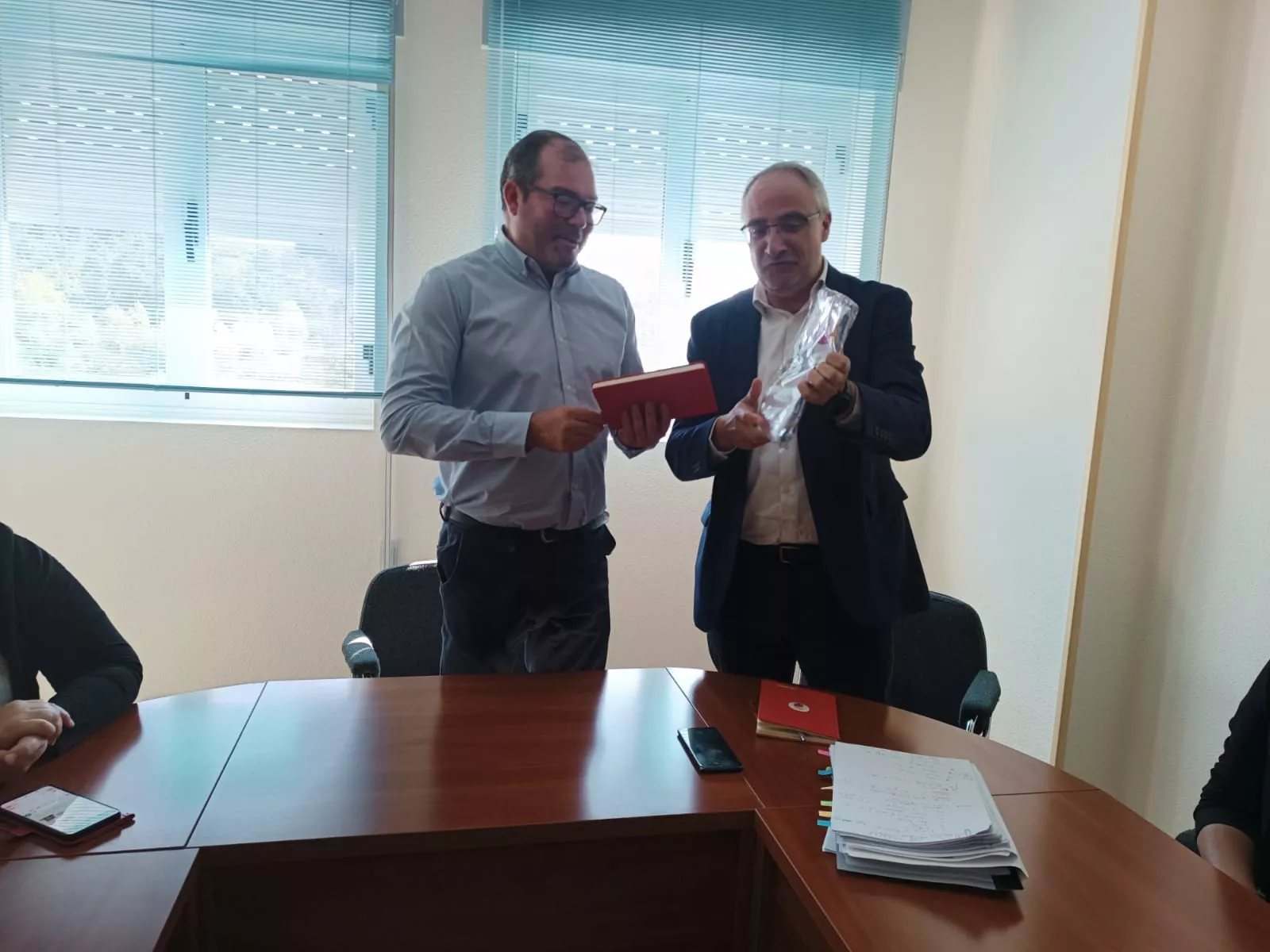 Visita institucional del Consejo del Bierzo a Arganza (3) Visita institucional del Consejo del Bierzo a Arganza (3)