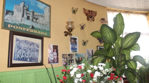 Boda de brillantes: El bar 'Candelas' cumple 75 años en Ponferrada