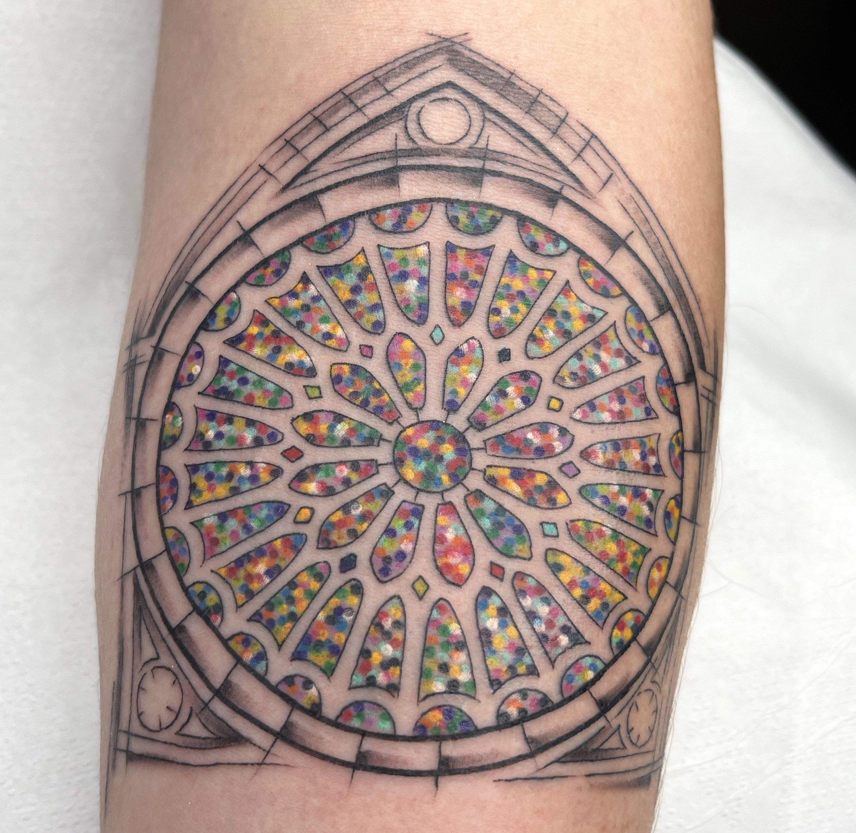Tatuaje del Rosetón de la Catedral diseñado por Victor Colado