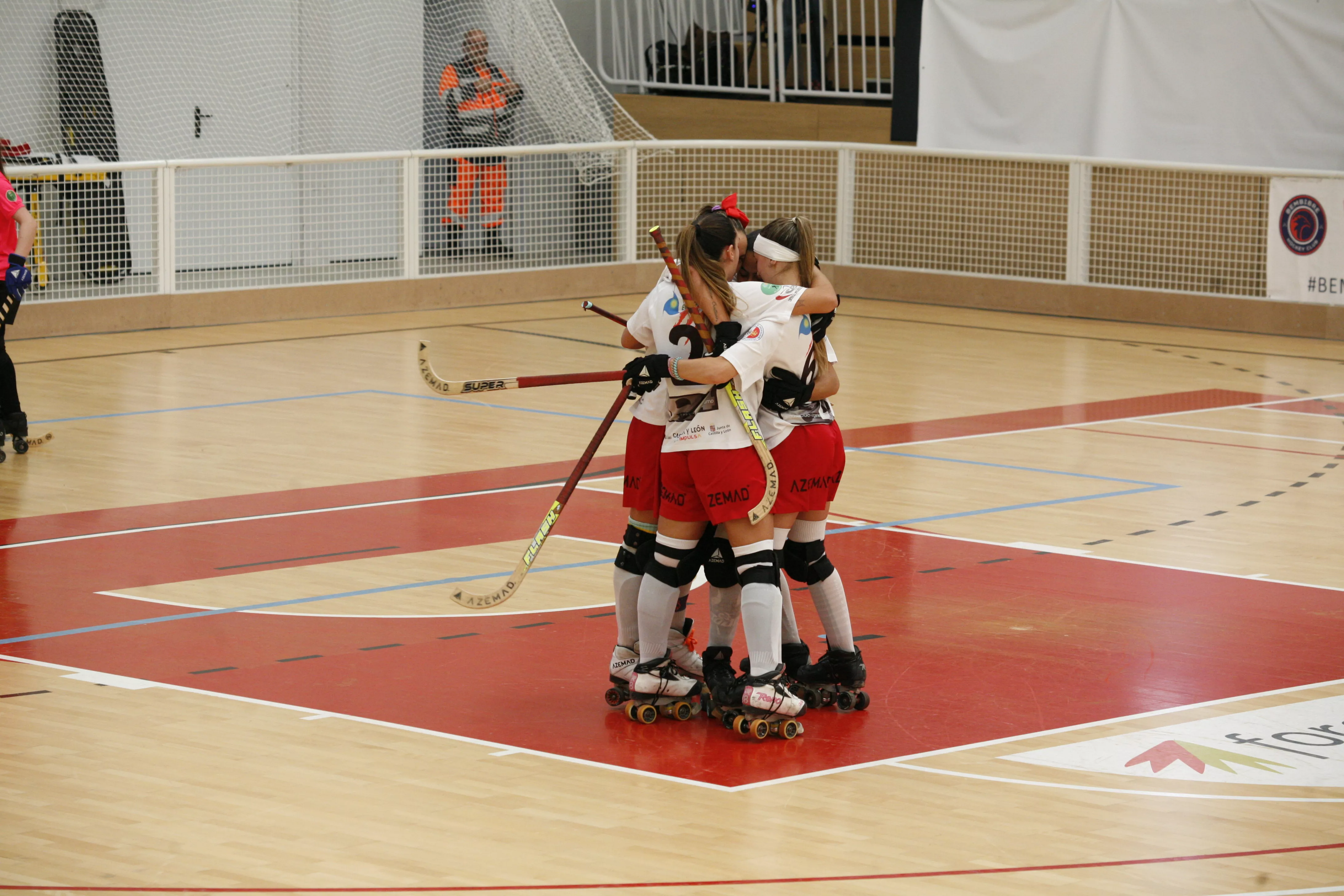 Bembibre Hockey Club (12) Bembibre Hockey Club (12)