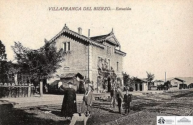  Postal de la Estación de Ferrocarril de Villafranca del Bierzo sobre principios del siglo XX