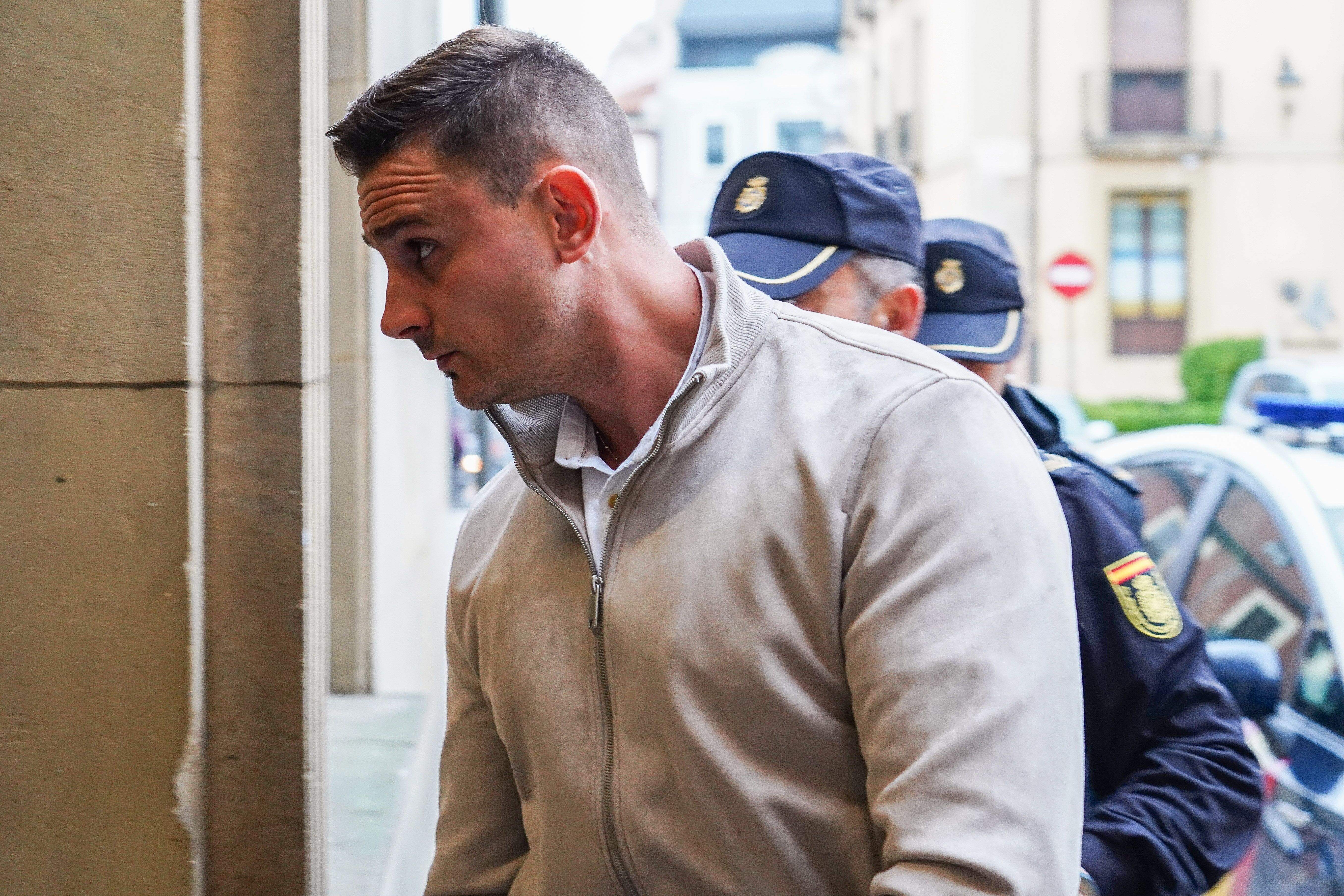  El juicio por el asesinato de su pareja en Mansilla de las Mulas en abril de 2021, en el que se encuentra acusado un joven de 30 años, ha celebrado su primera sesión.