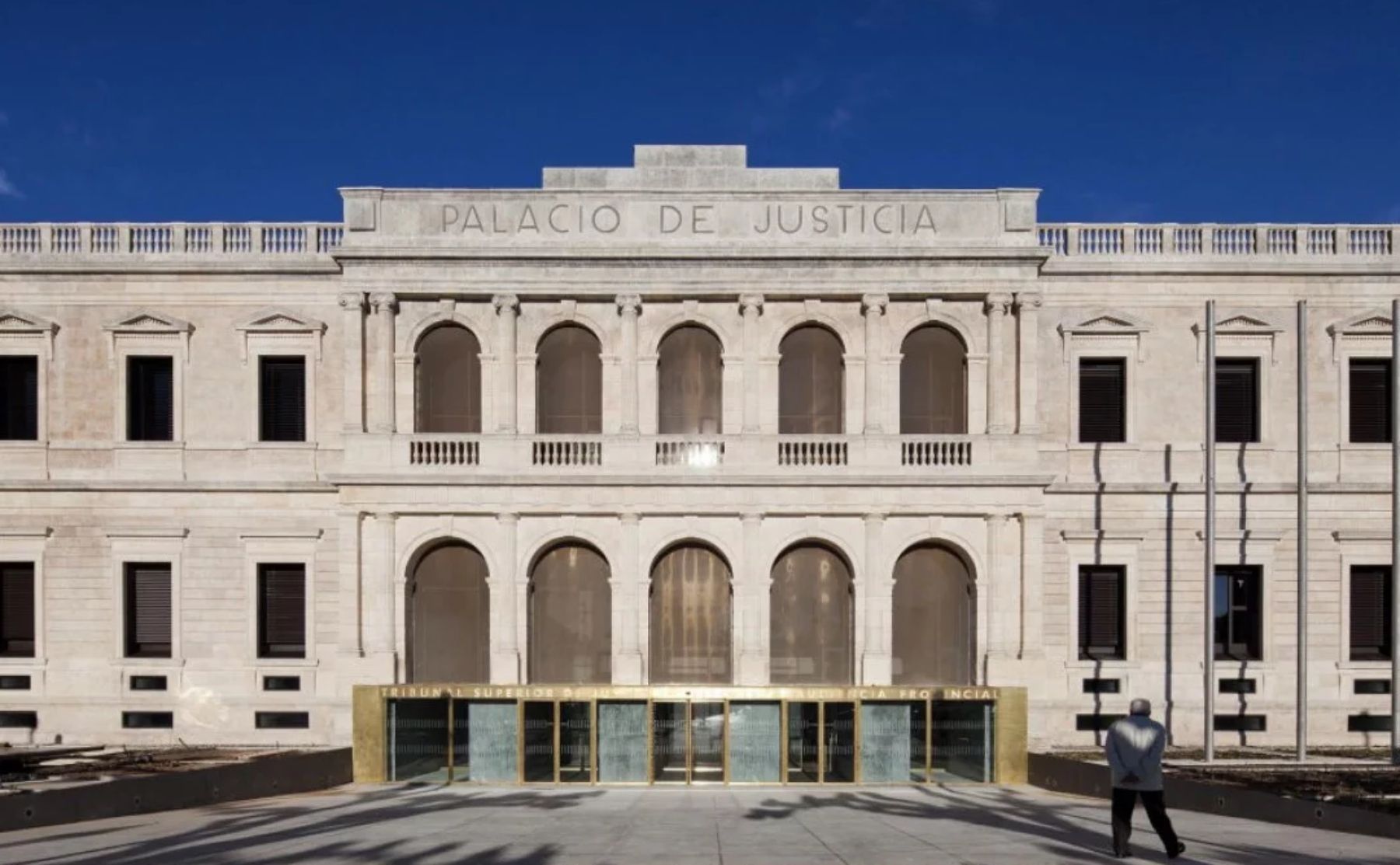 Tribunal Superior de Justicia de Castilla y León | El TSJ confirma la condena a un joven por agredir sexualmente a dos amigas menores de edad en Valladolid Tribunal Superior de Justicia de Castilla y León | El TSJ confirma la condena a un joven por agredir sexualmente a dos amigas menores de edad en Valladolid
