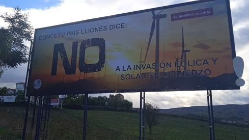 Valla de Conceyu País Llionés en defensa de la montaña berciana 1