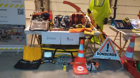 Ampliación del material del parque de bomberos de Ponferrada Ampliación del material del parque de bomberos de Ponferrada