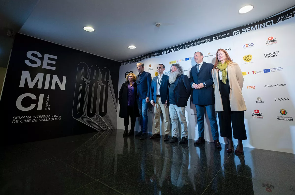 El enólogo berciano Raúl Pérez recoge emocionado la Espiga de Honor de la SEMINCI(3)