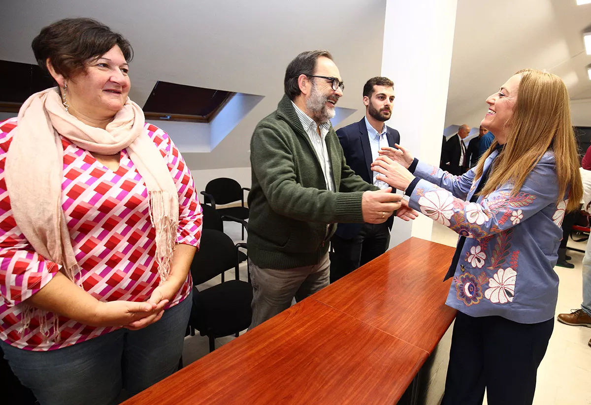 La delegada del Gobierno de Castilla y León, Virginia Barcones, durante su reunión de esta mañana en Ponferrada con el Consejo Comarcal del Bierzo (2) La delegada del Gobierno de Castilla y León, Virginia Barcones, durante su reunión de esta mañana en Ponferrada con el Consejo Comarcal del Bierzo (2)