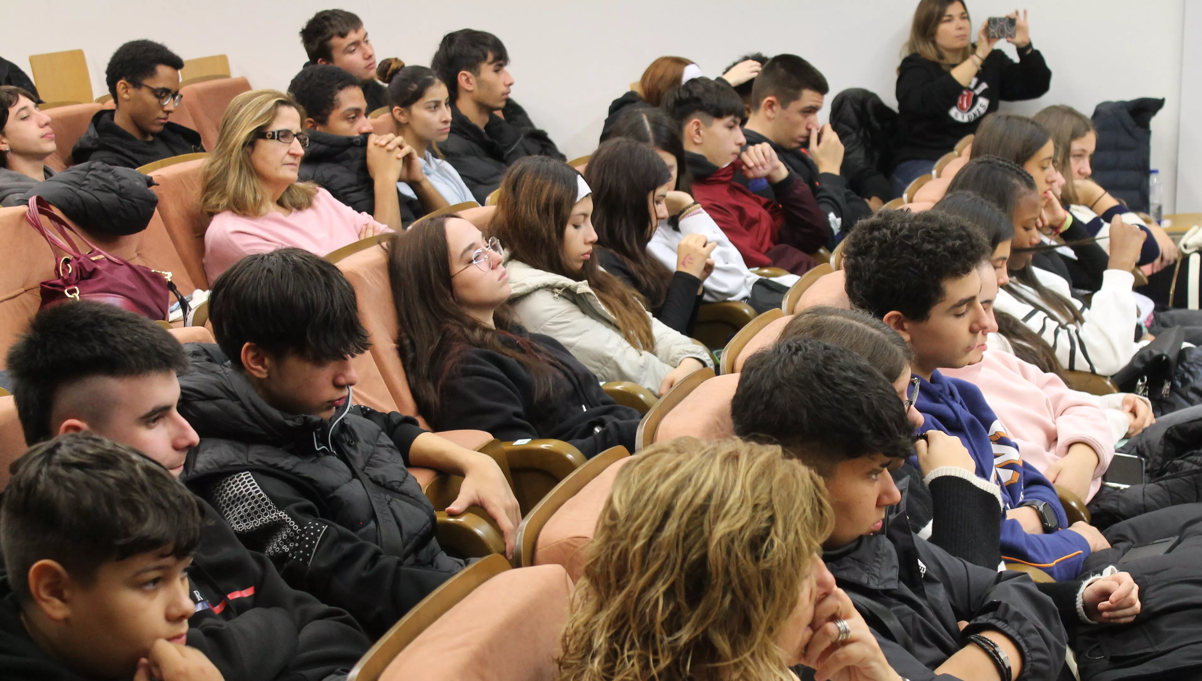 La Peque Stream 01 La Peque Stream 01