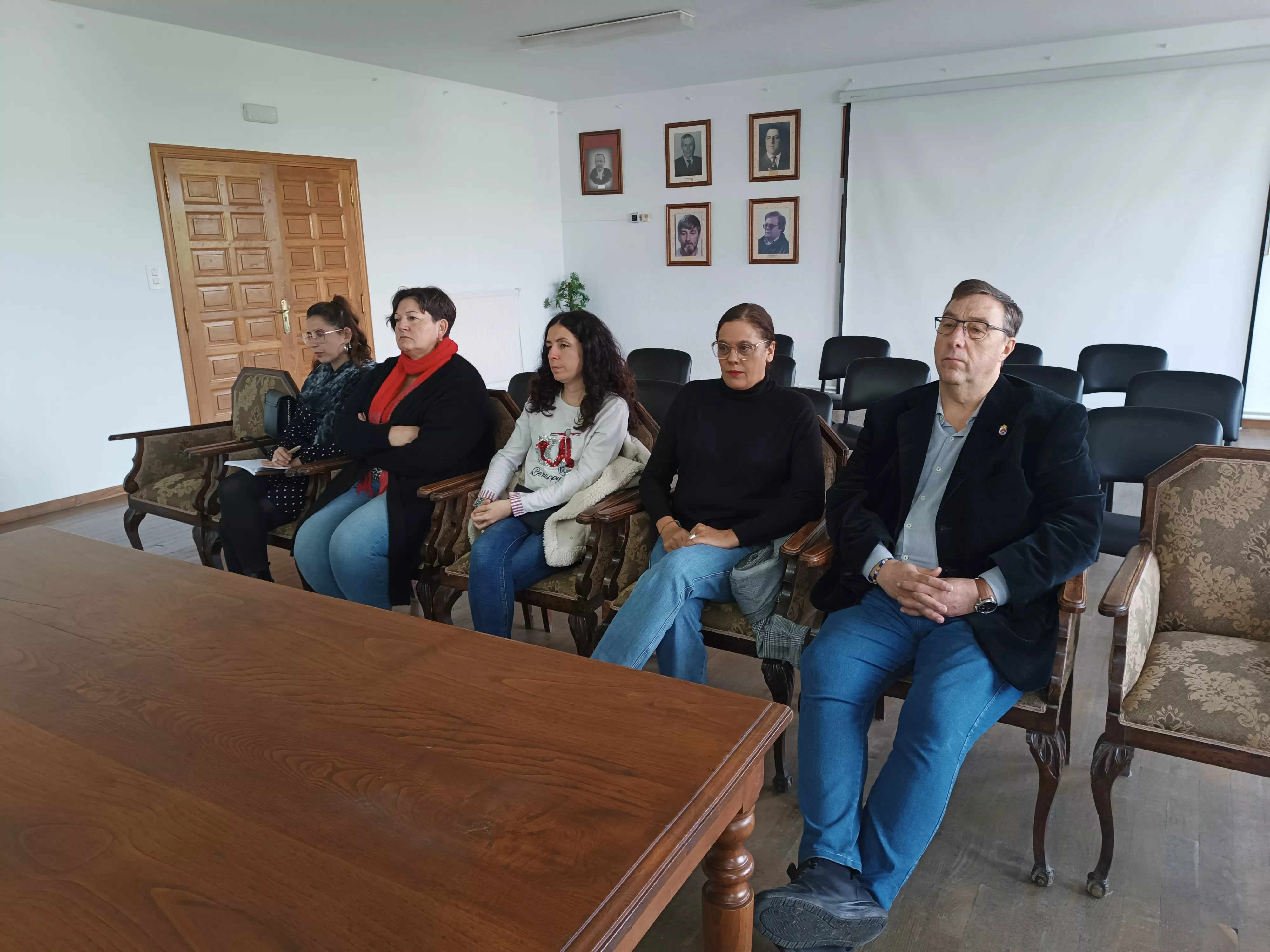 Visita institucional del Consejo del Bierzo a Cacabelos (3)