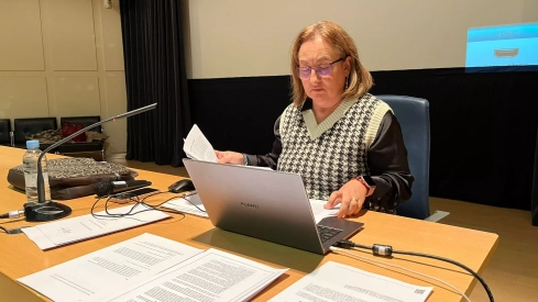 Asamblea de socios del IEB presidida por Patricia Pérez 