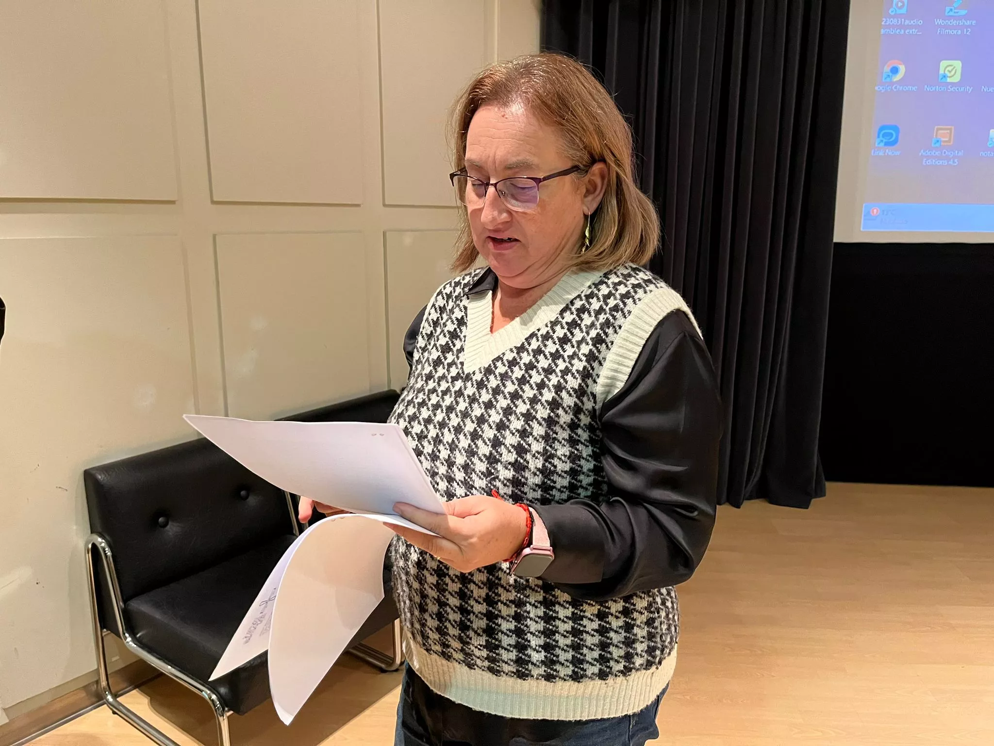 Asamblea de socios del IEB presidida por Patricia Pérez (4)