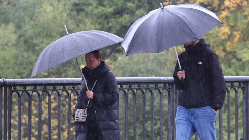 Temporal de viento y lluvia en la provincia de León 
