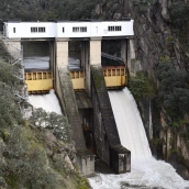 Confederación inicia este martes un desembalse del pantano de Bárcena