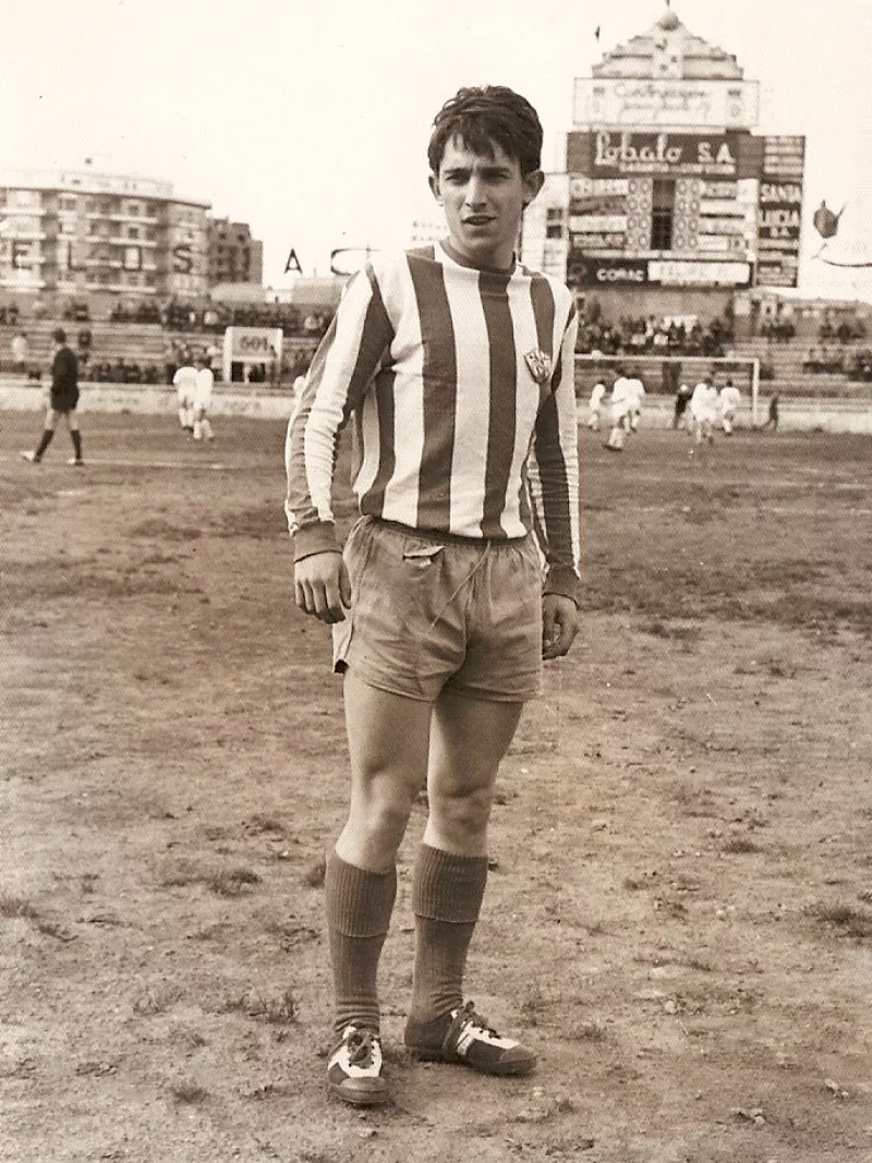 Inaugurada la exposición ‘La Historia te llama’ de la Asociación de Veteranos del Atlético Bembibre